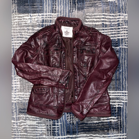 Leather jacket - Picture 1 of 1